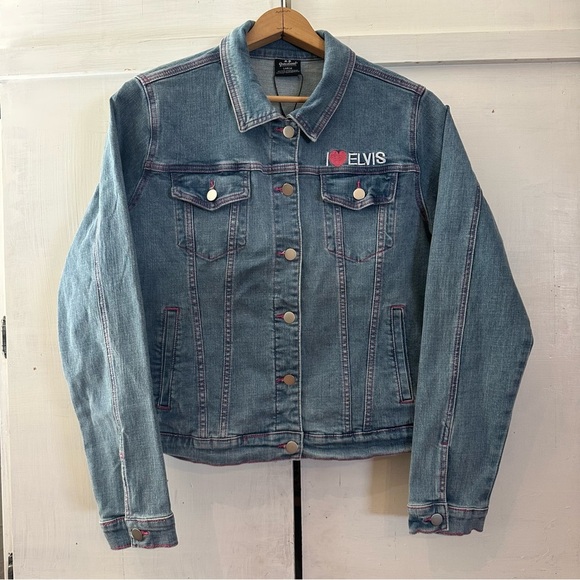 NWT Graceland Blue Denim I 🩷 Elvis Jacket! Stretchy. Fitted. Size: L - Picture 2 of 10